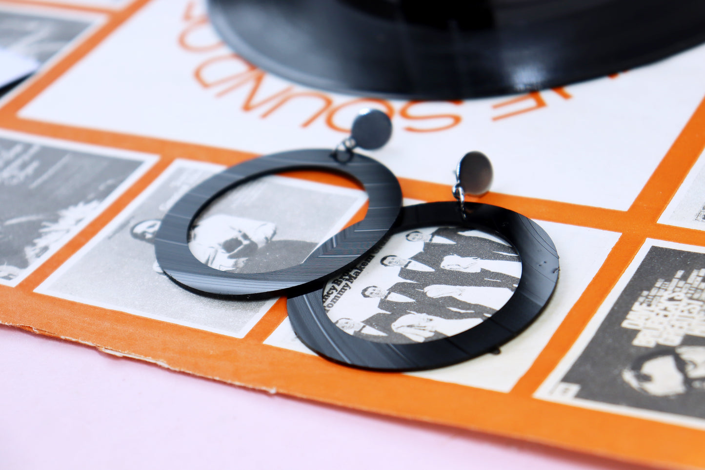 ALL BLACK large disc contour earrings / silver or gold studs