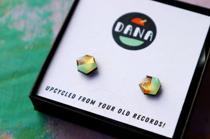 THE NUGGETS studs in 8 colours with metallic detail