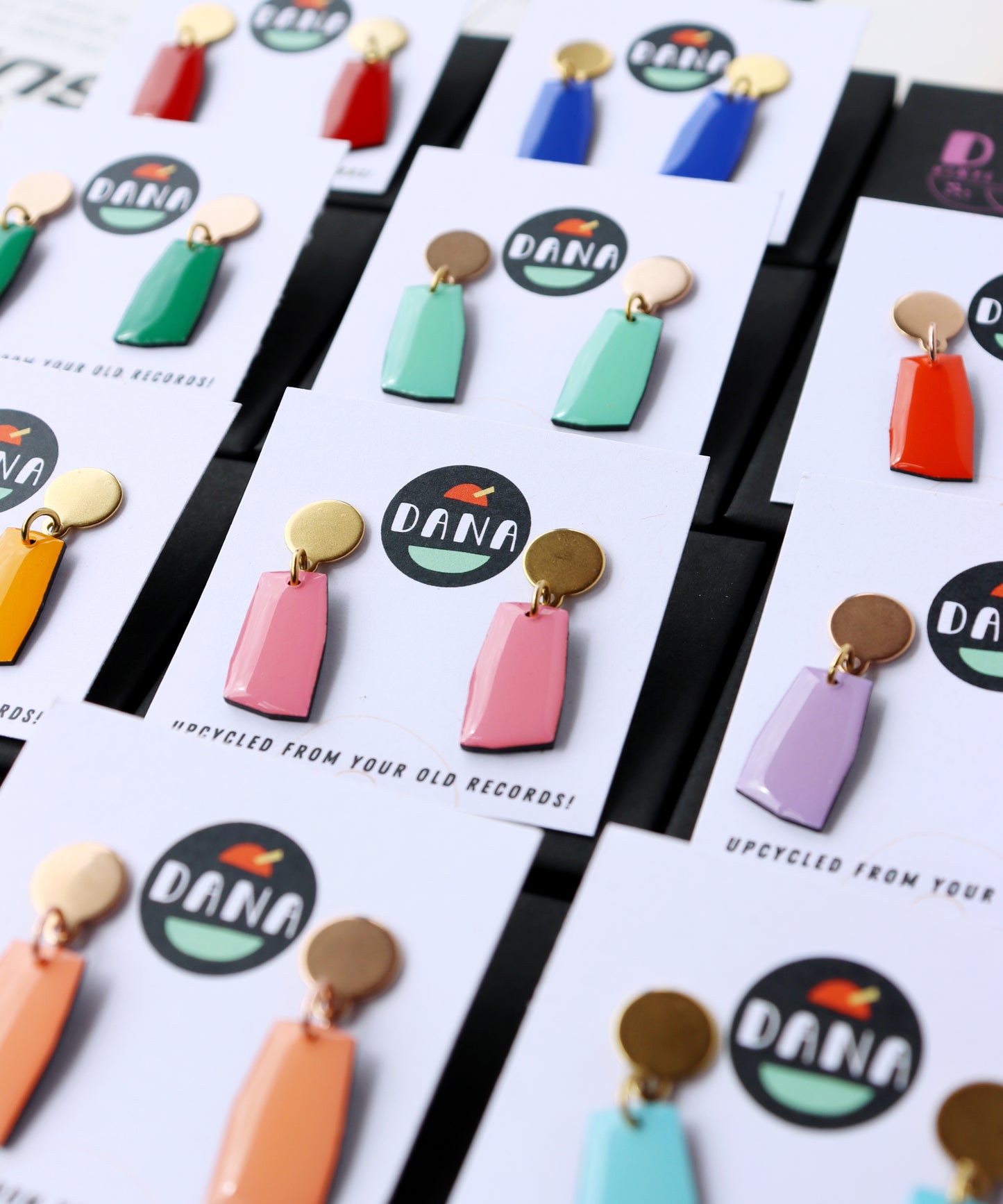 MINNIE NO.2 in 10 colours