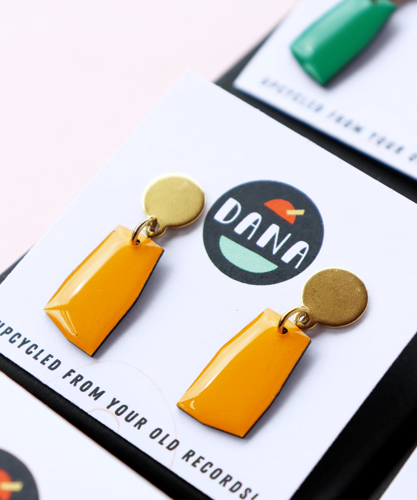 MINNIE NO.2 in 10 colours