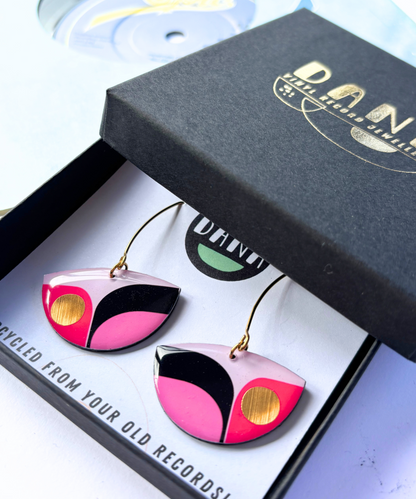 BEA in fuchsia, pink, and black with a pop of gold