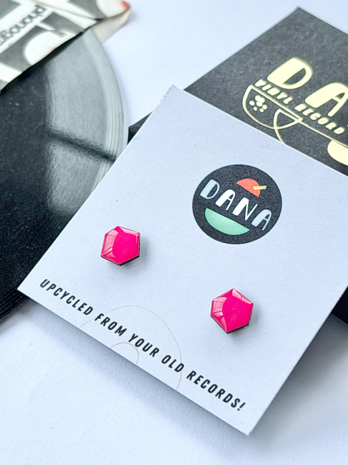 40% OFF Nugget studs / 6 colours / limited availability