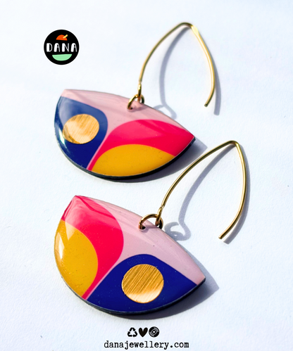 BEA in fuchsia, yellow, blue with lush pop of gold