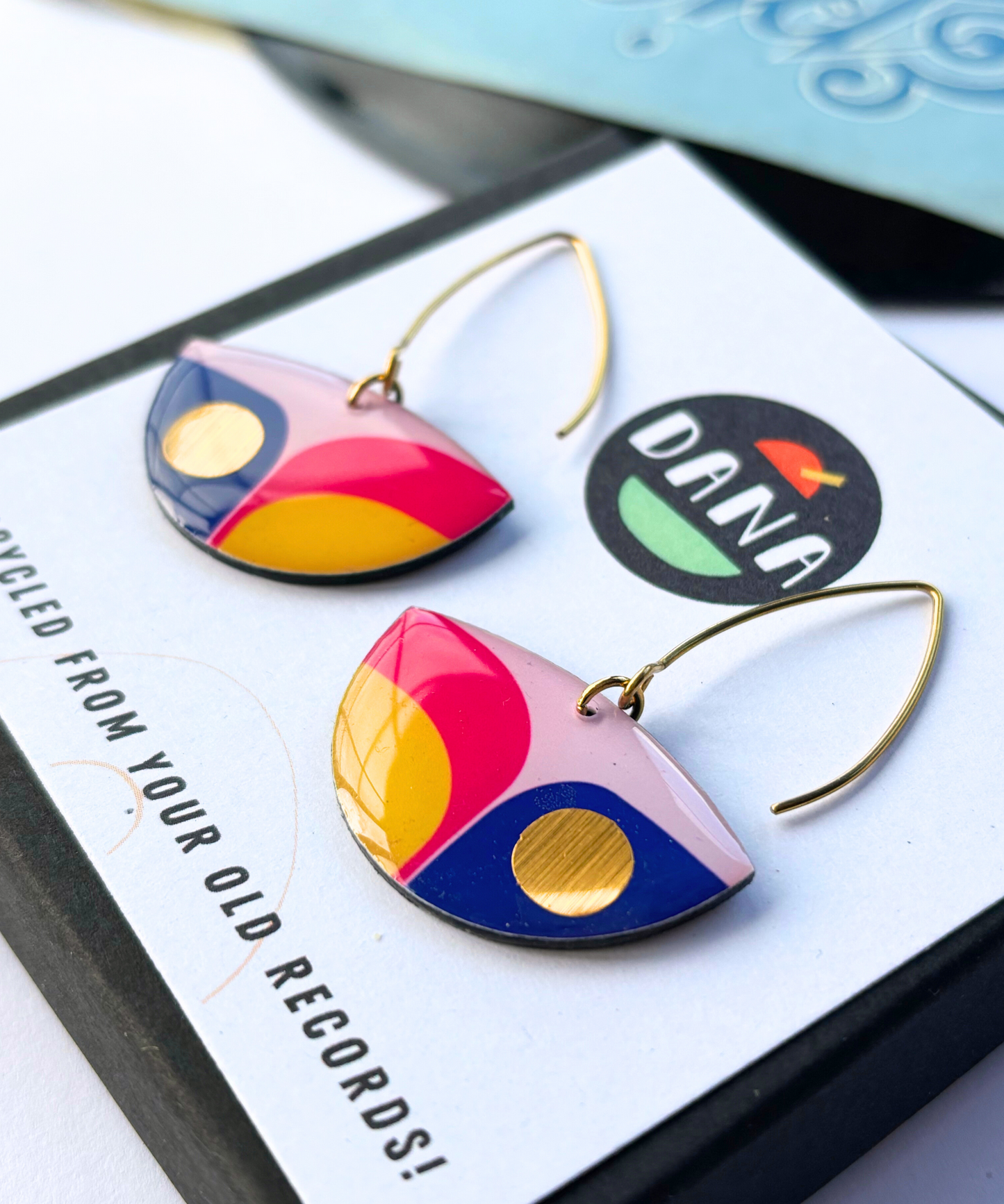 BEA in fuchsia, yellow, blue with lush pop of gold