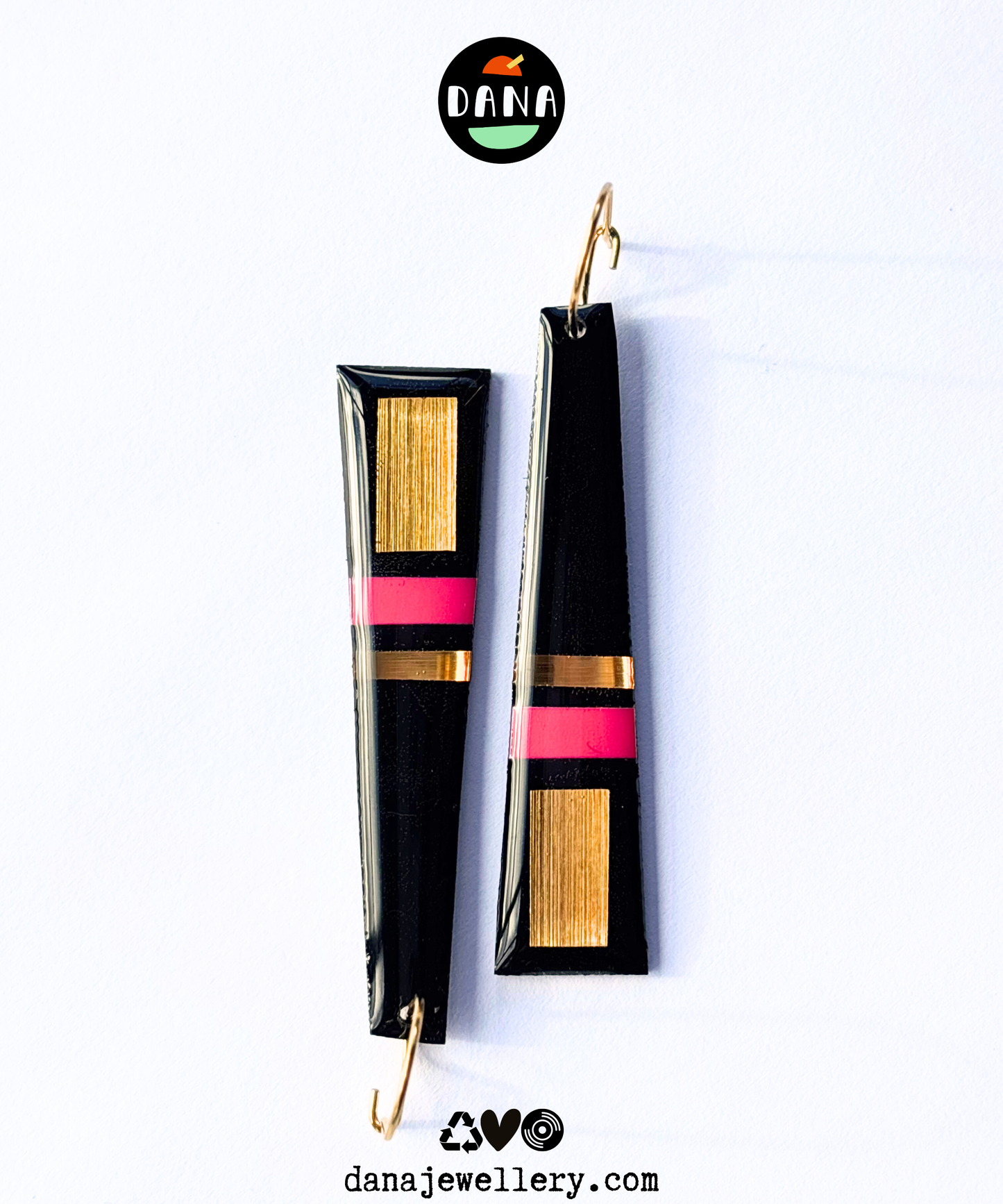 LIZZY stylish geometric in black, fuchsia, and gold