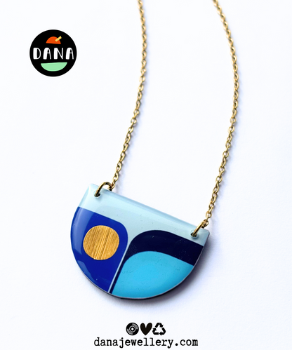 BEA necklace in tones of blue and gold