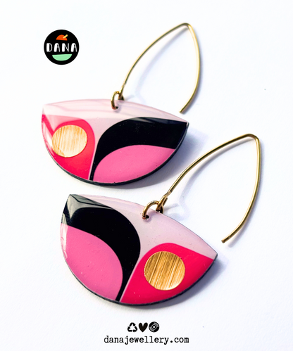 BEA in fuchsia, pink, and black with a pop of gold