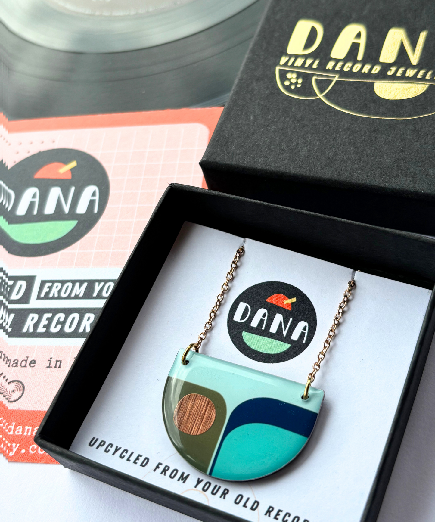 BEA necklace in tones of teal, turquoise, copper