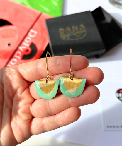 50% OFF MACY in minty green and gold