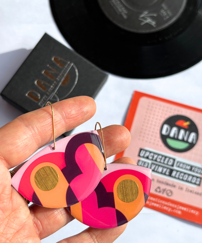 LOLA NO.2 in warm tones of orange, pink, plum and a gold pop