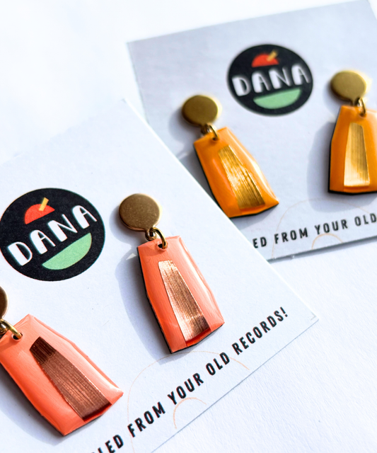 ELLA in yellow & gold OR warm salmon pink & copper