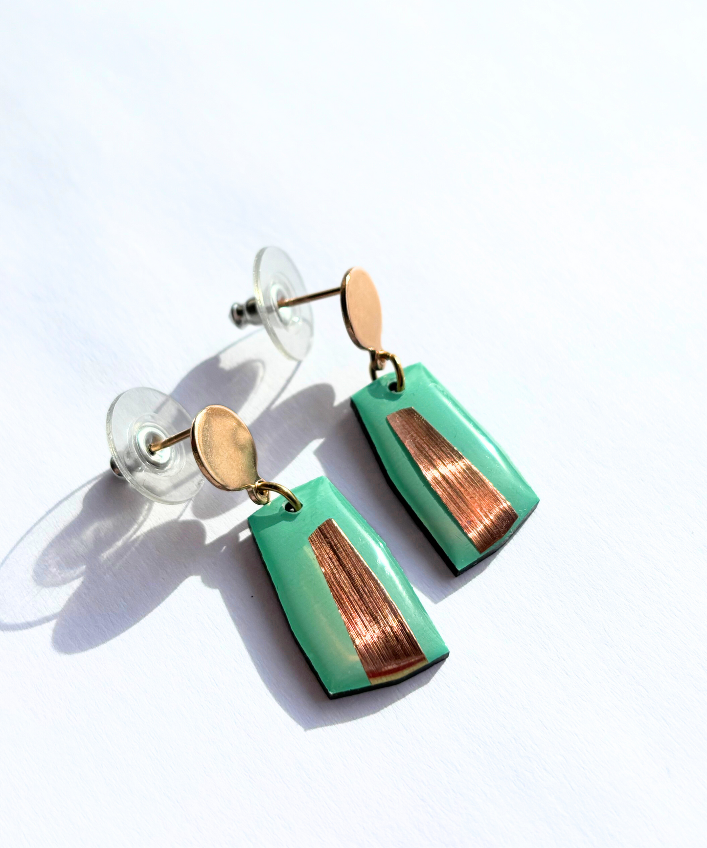 ELLA in minty green with gold OR copper accent