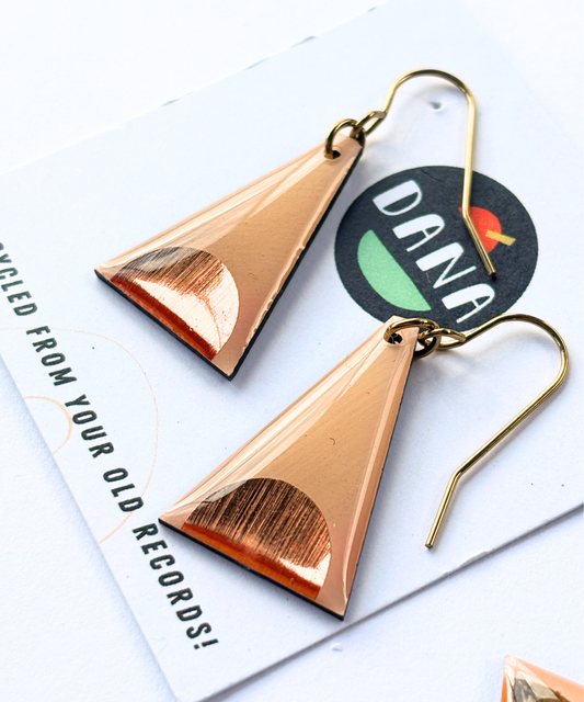 40% OFF | THE TRIANGLES in light warm pink & copper