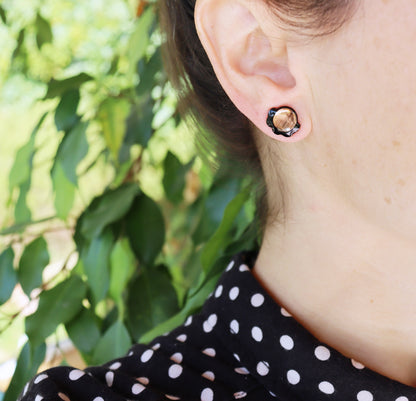 20% OFF FROUFROU no.4 studs with a hint of festive sparkle