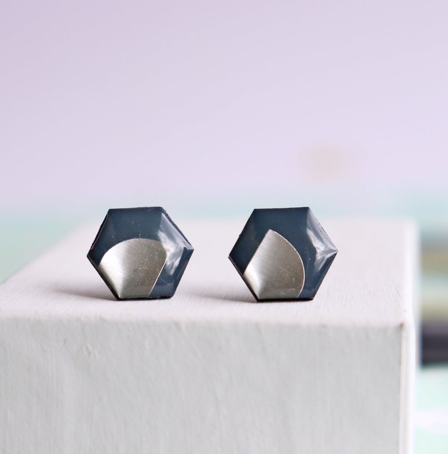 20% OFF / The medium HEXA studs / gold, copper or silver