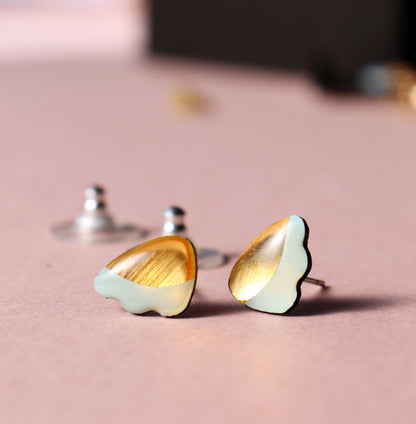 20% OFF Froufrou studs in light mint and gold