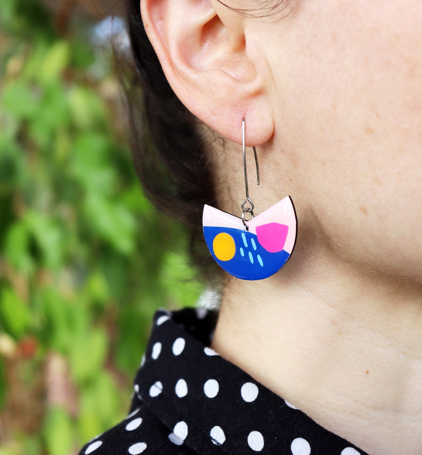 PACMAN in fuchsia, gold, deep blue grey